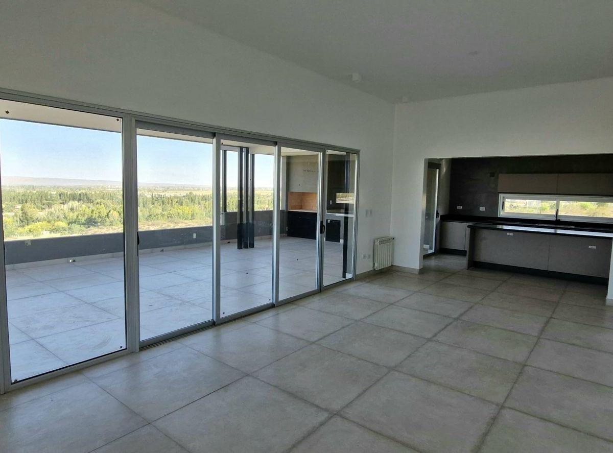 Venta Casa Barrio Privado Aguaribay Luján de Cuyo 1