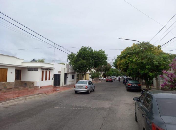 Venta Casa en Plano Centro de San Martín Mendoza 2