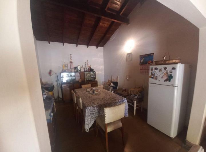 REMAX VENDE CASA EN HERMOSA ZONA DE MAIPU 3