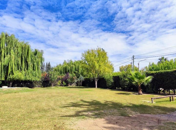 VENTA CASA EN B. LOS LIRIOS CORRALITOS GUAYMALLEN. 4