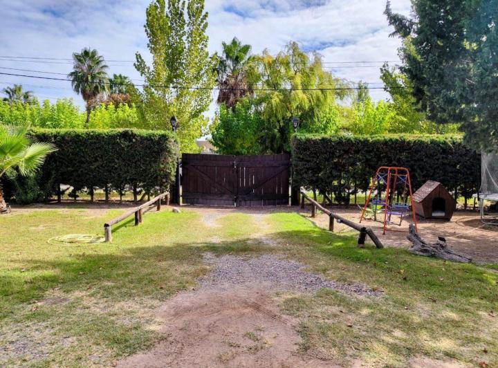VENTA CASA EN B. LOS LIRIOS CORRALITOS GUAYMALLEN. 5