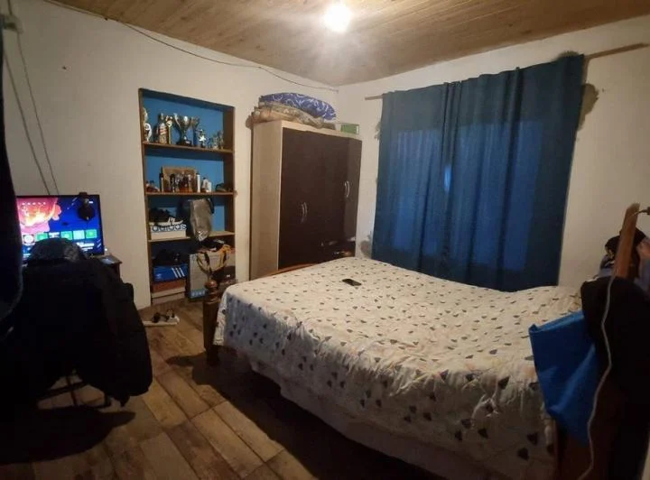 SE VENDE CASA ESQUINA EN MAIPU 3