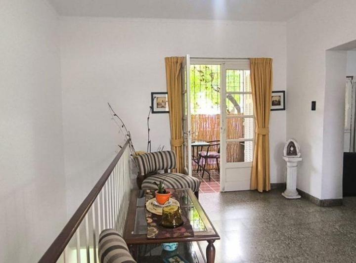 DEPARTAMENTO EN VENTA PLANTA ALTA-  MENDOZA 4