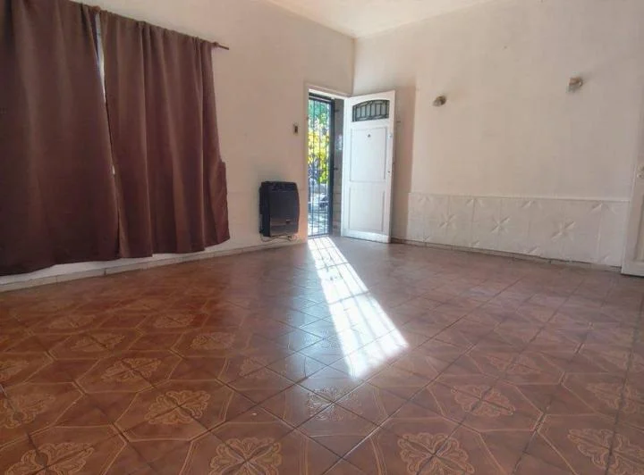 AMPLIA Y PRÁCTICA VIVIENDA EN CIUDAD 1