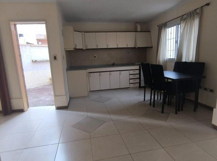 VENTA DE DUPLEX COMPLEJO CERRADO, CIUDAD MENDOZA 4
