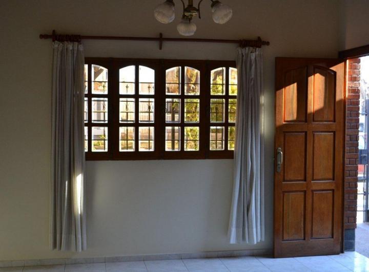 Casa en B° Antártida argentina  MAIPU 3