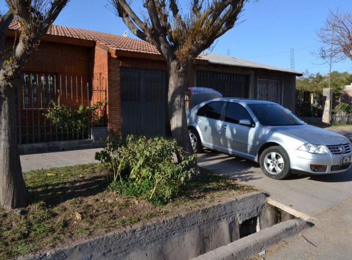Casa en B° Antártida argentina  MAIPU 2