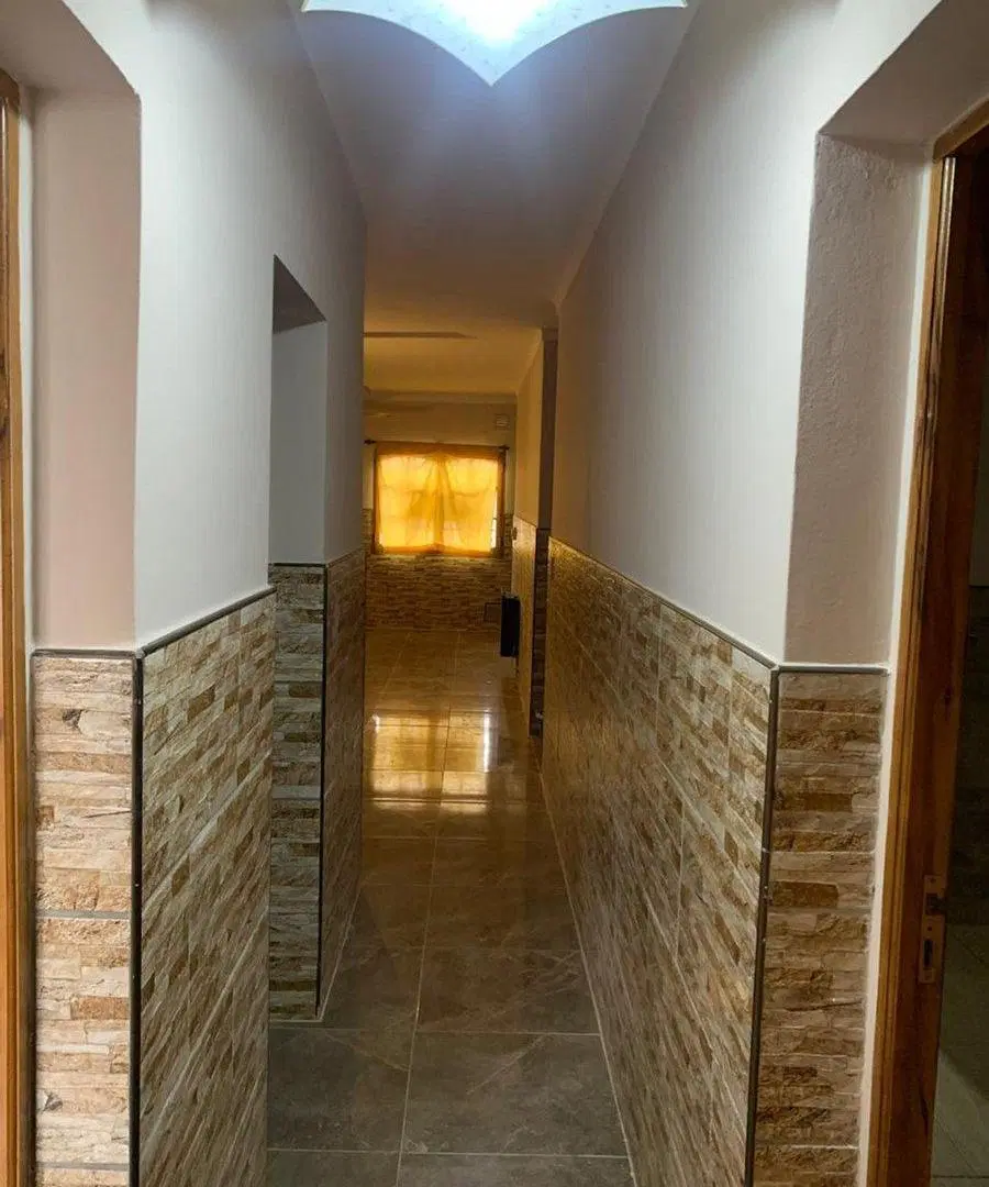 SE VENDE RENOVADA CASA EN B LA FLORESTA  GLLEM MZA 5