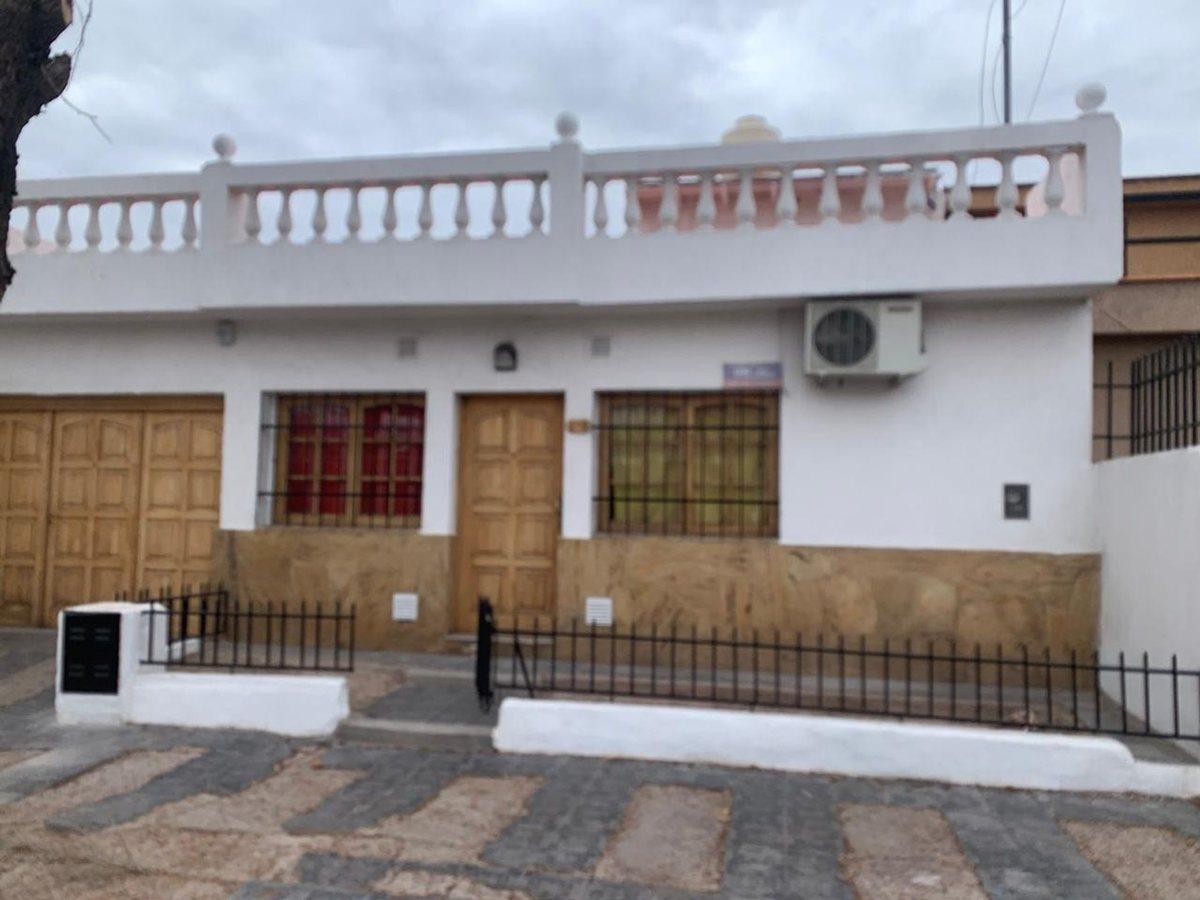 SE VENDE RENOVADA CASA EN B LA FLORESTA  GLLEM MZA
