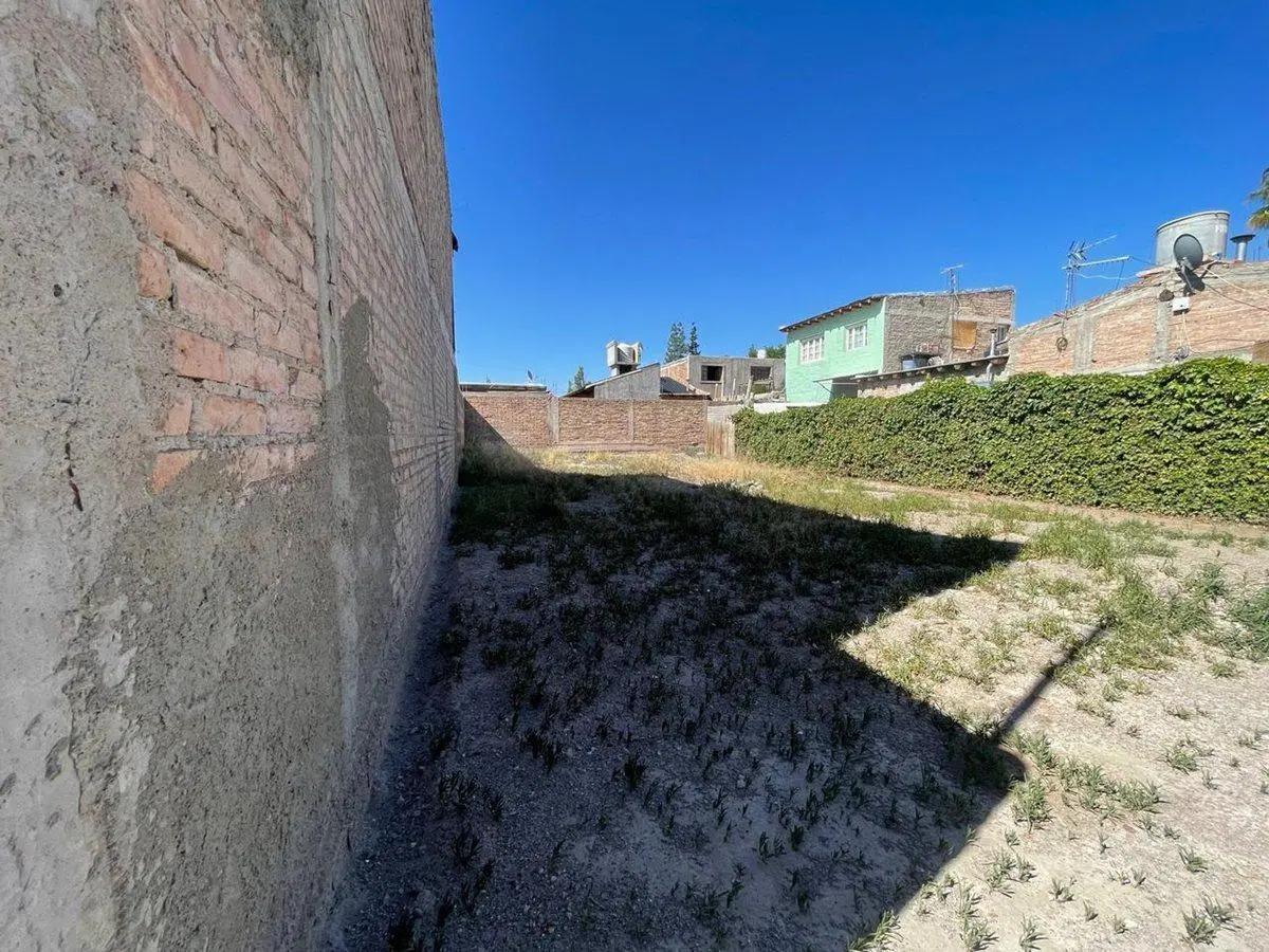 REMAX VENDIMIA OFRECE LOTE EN MAIPU 3