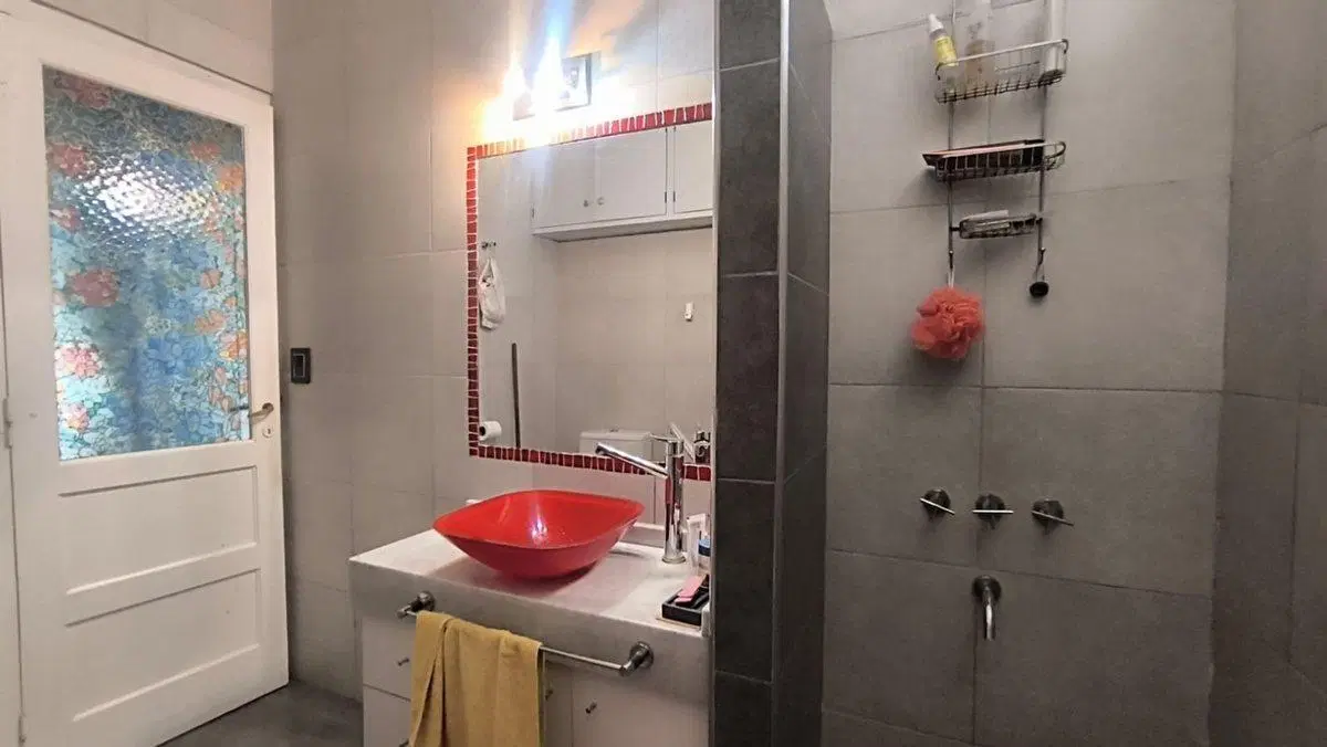 VENTA CASA EN BARRIO TRAPICHE, EXCELENTE UBICACION 2