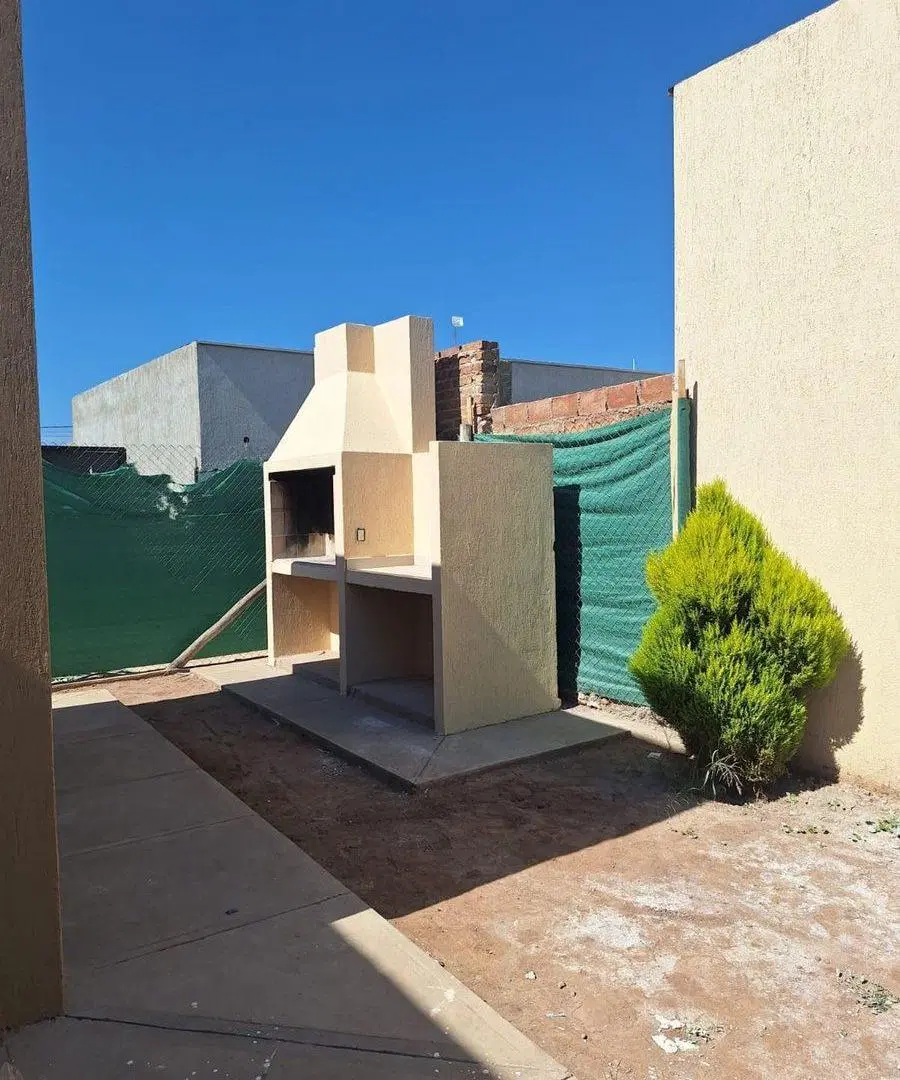 CASA DE DOS DORMITORIOS, PINAR 5, MAIPÚ 5