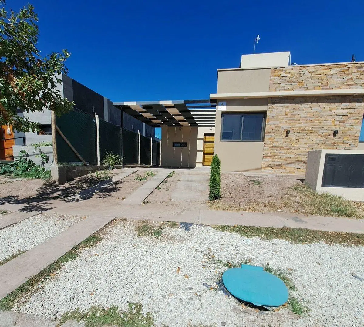 CASA DE DOS DORMITORIOS, PINAR 5, MAIPÚ 2