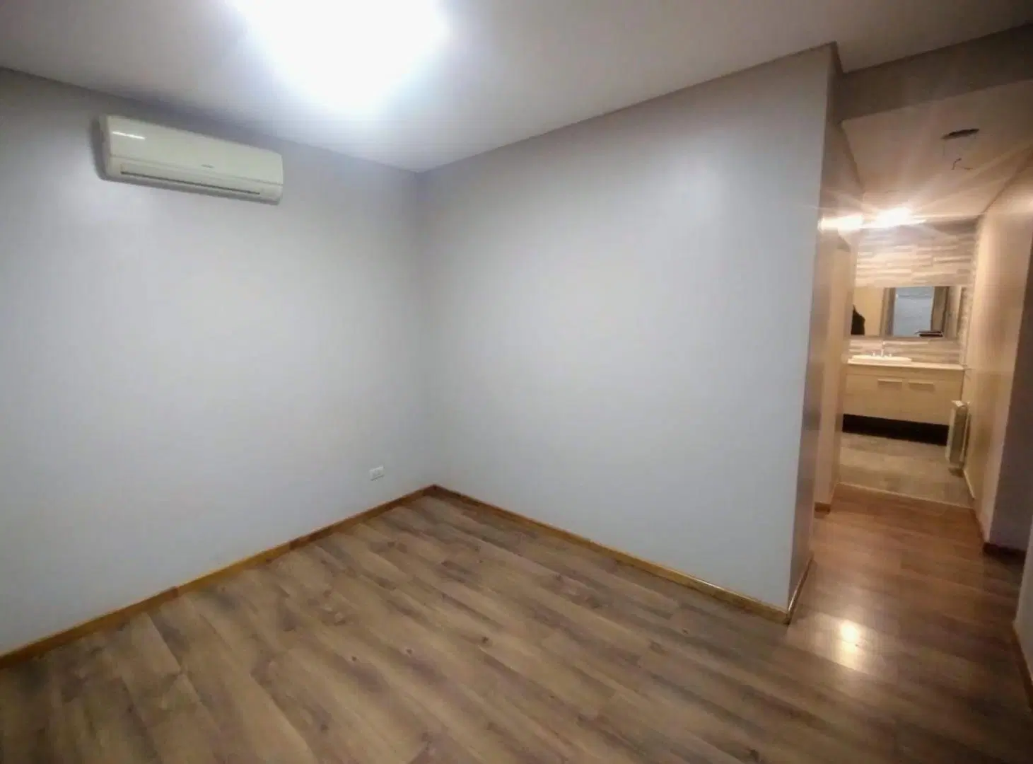 CASA DE CATEGORIA DE BARRIO PRIVADO EN GUAYMALLEN 5
