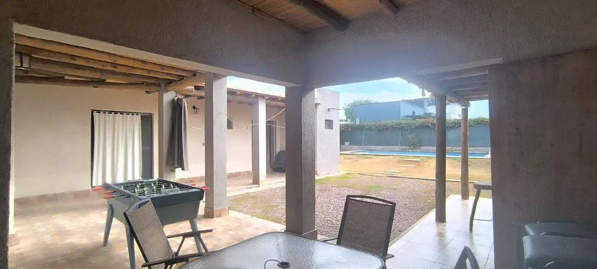 CASA EN VENTA EN TERRUÑOS DE ARAOZ III MENDOZA 2