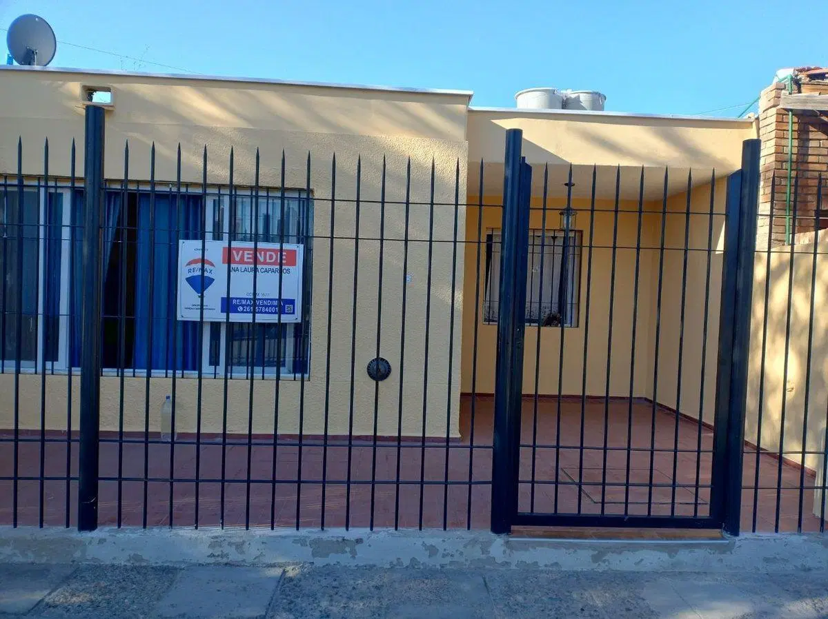 Se Vende Hermosa Casa Barrio San Eduardo 5