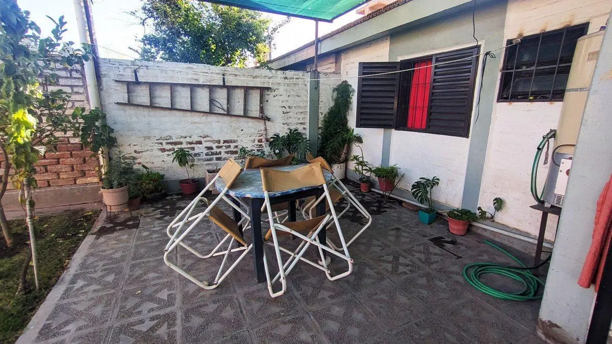Venta de Casa en B° Antártida, Luzuriaga, Maipú 3