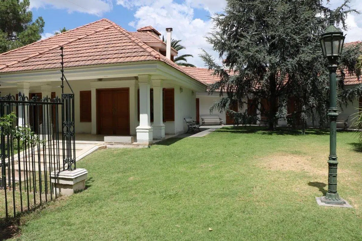 INCREIBLE CASA QUINTA B° RESIDENCIAL LA PUNTILLA 5