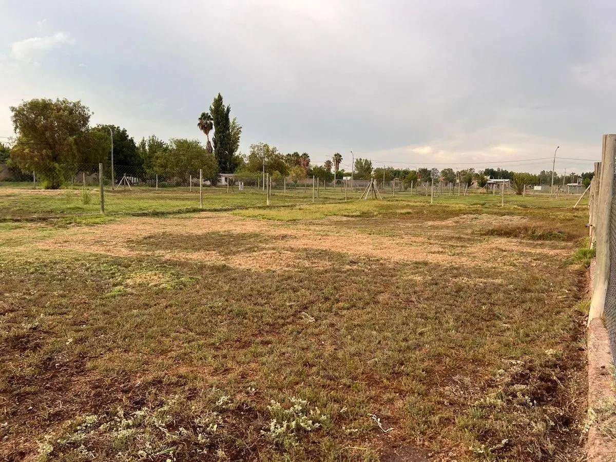 LOTE EN BARRIO PRIVADO, MENDOZA 2