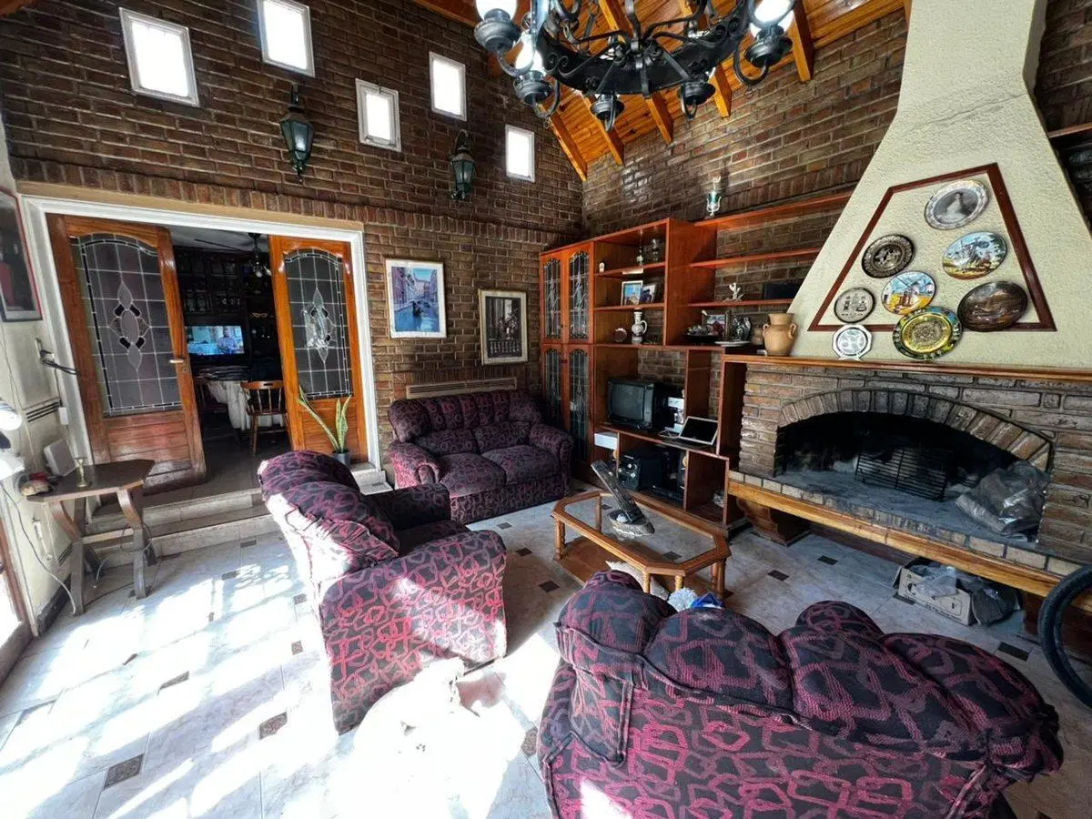 VENTA CASA EN MENDOZA, SAN MARTIN 4