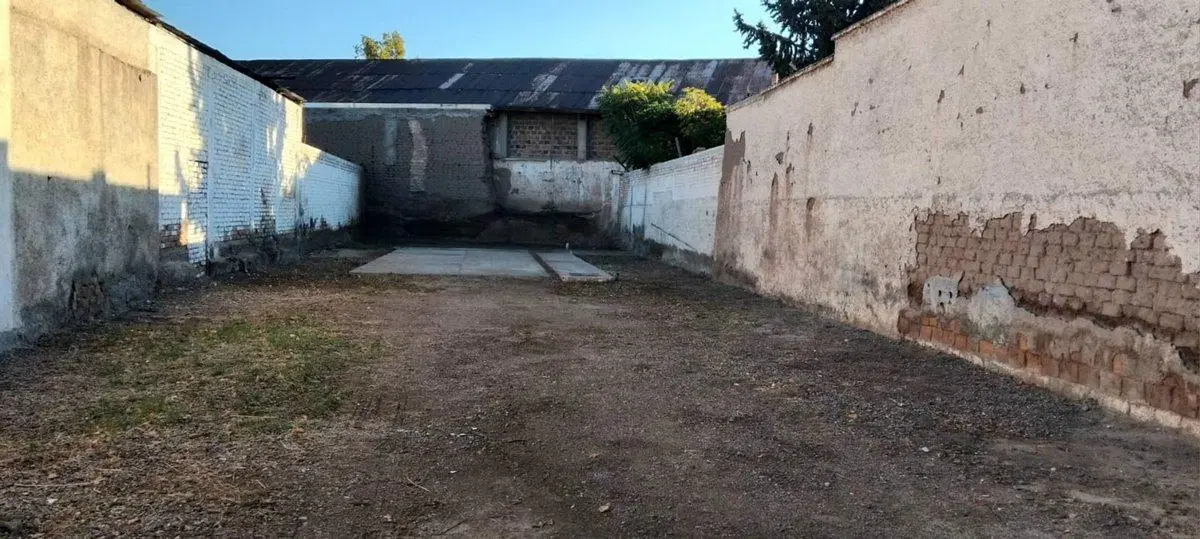 ALQUILER DE TERRENO FRENTE AL PARQUE FERRI - LUJÁN 5