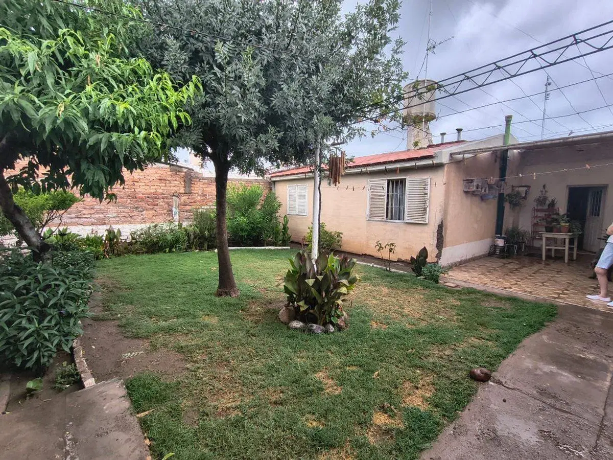 Casa en Venta B° Tropero Sosa, San Martin 5