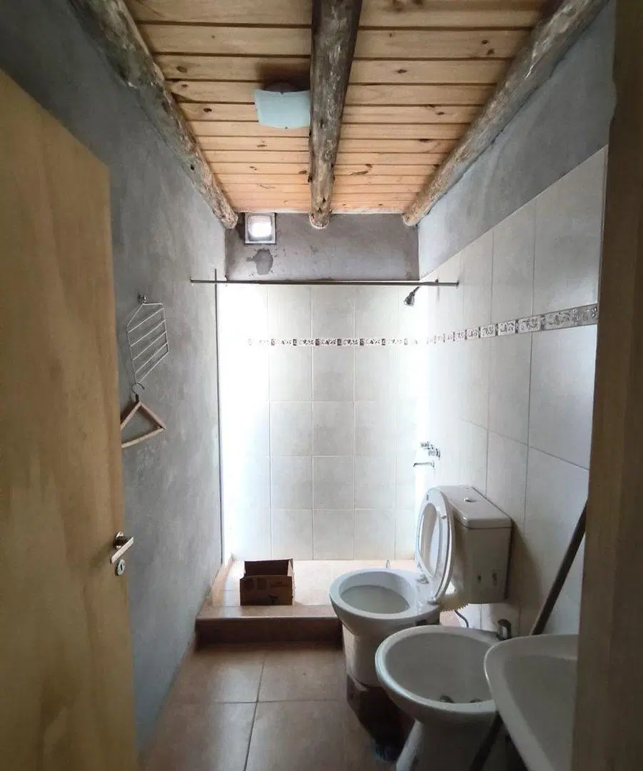 CASA EN VENTA EN VISTALBA (LIMITE LAS COMPUERTAS) 4