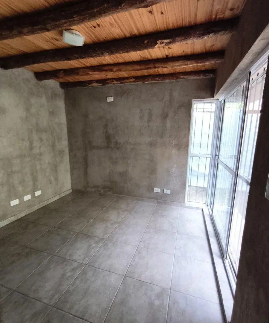 CASA EN VENTA EN VISTALBA (LIMITE LAS COMPUERTAS) 8