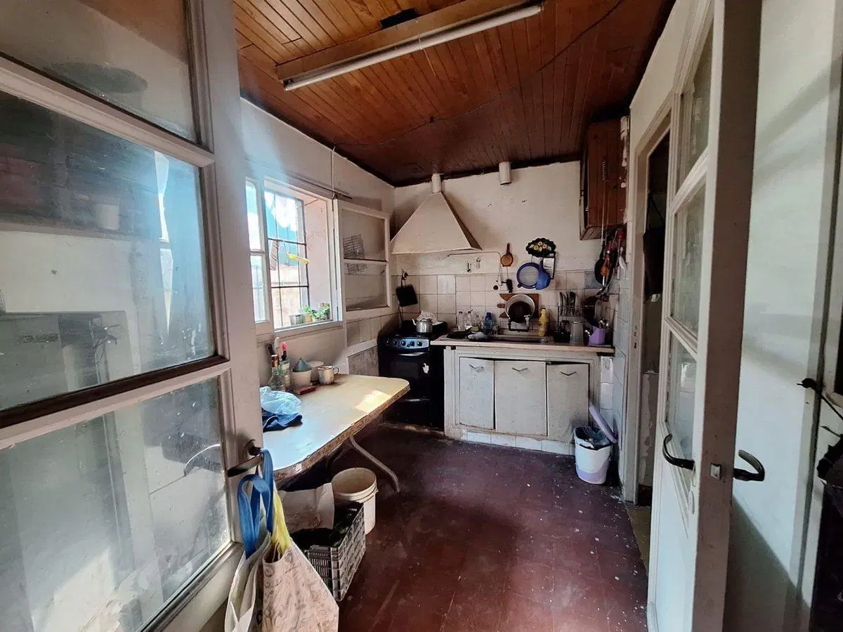 CASA HABITABLE DE ADOBE, DORREGO, GUAYMALLÉN 5