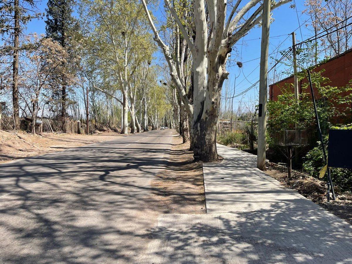 REMAX VENDE LOTE DE 4200 m2 SOBRE ACCESO SUR