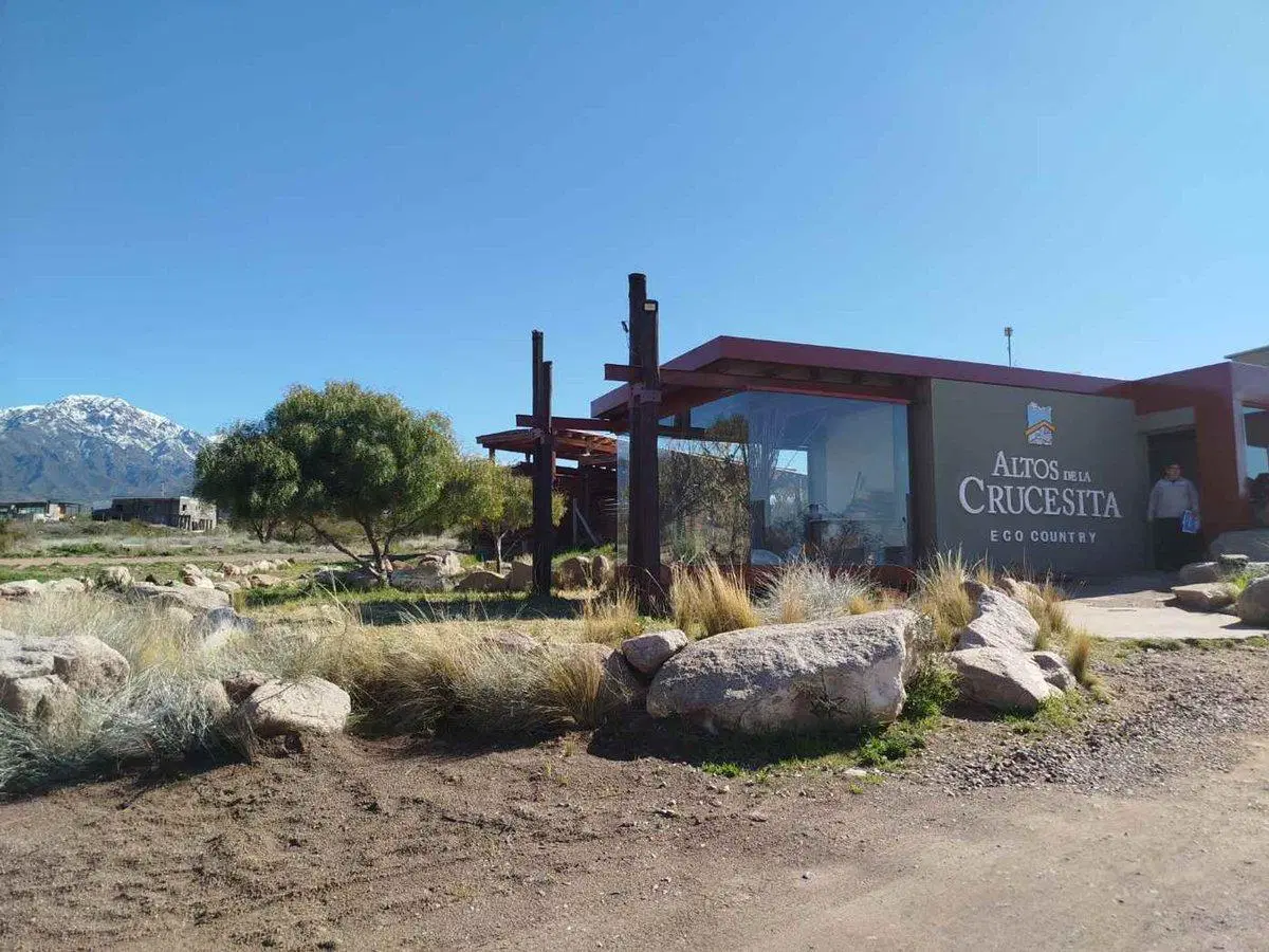 Lote en Venta Barrio Altos de la Crucecita, Luján 2