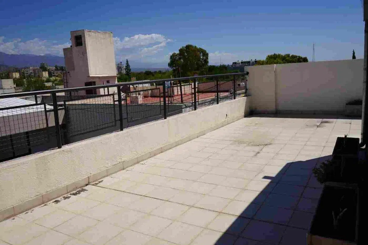 VENTA DE DEPARTAMENTO EN CUARTA SECCIÓN OESTE 5