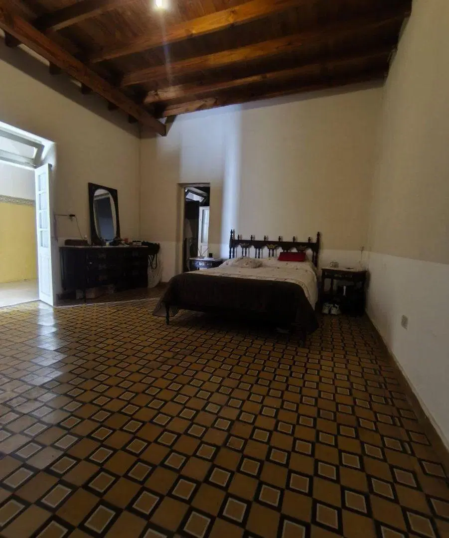 CASA EN SAN JOSE, 5 DORMITORIOS, AMPLIOS AMBIENTES 8