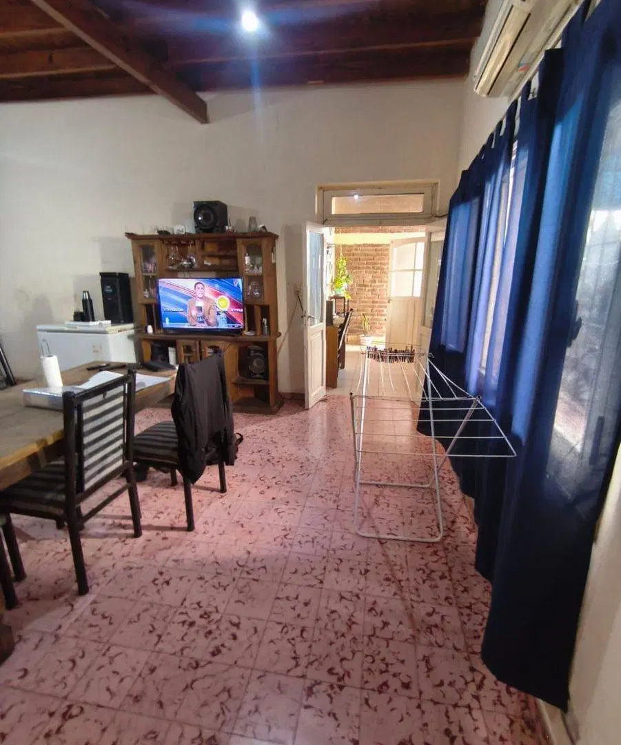 CASA EN SAN JOSE, 5 DORMITORIOS, AMPLIOS AMBIENTES 4