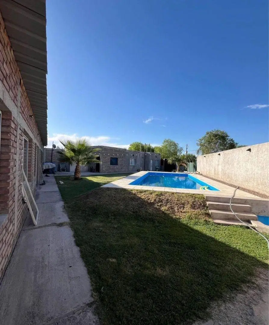 PROPIEDAD CON DOS CASAS EN VENTA -RODEO DE LA CRUZ 5