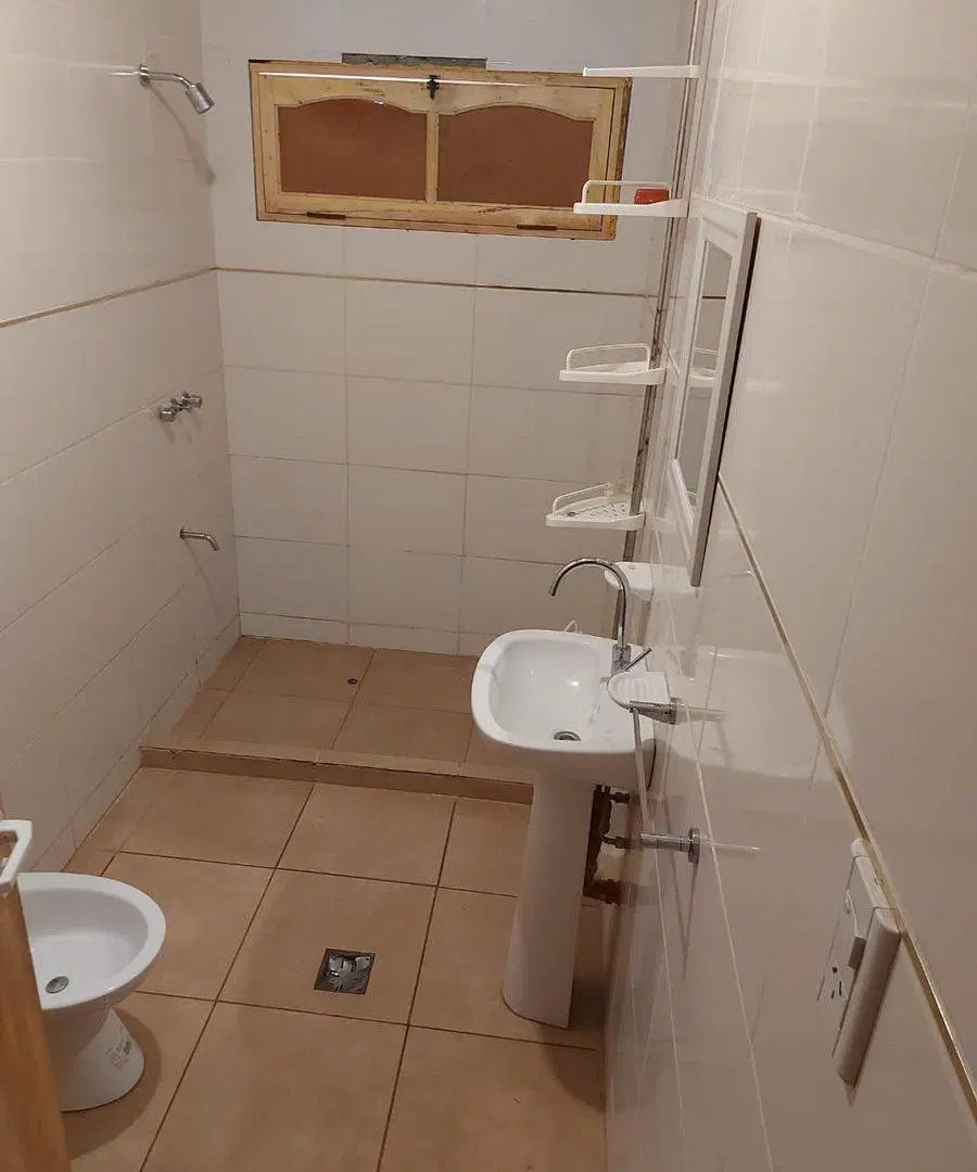 REMAX VENDE CASA B NAUTILUS GUAYMALLEN EL SAUCE 5