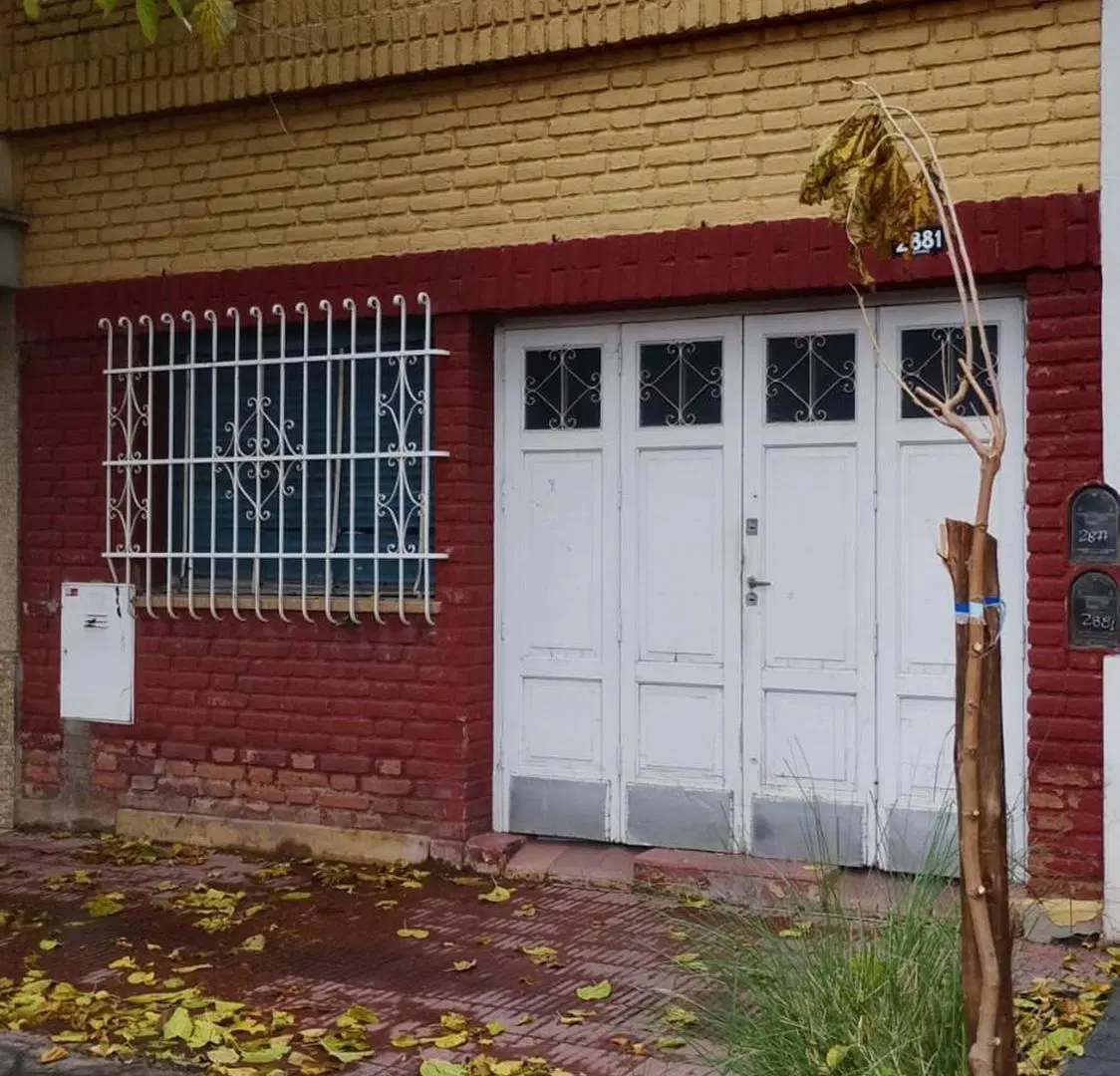 CASA A DEMOLER EXCELENTE PUNTO DE MENDOZA CIUDAD 2