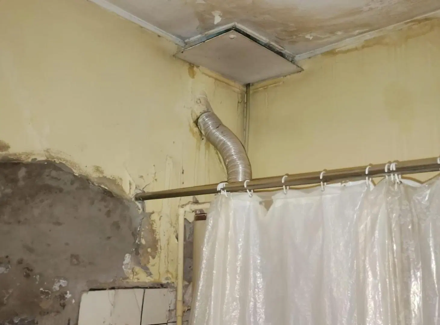 CASA A DEMOLER EXCELENTE PUNTO DE MENDOZA CIUDAD 4