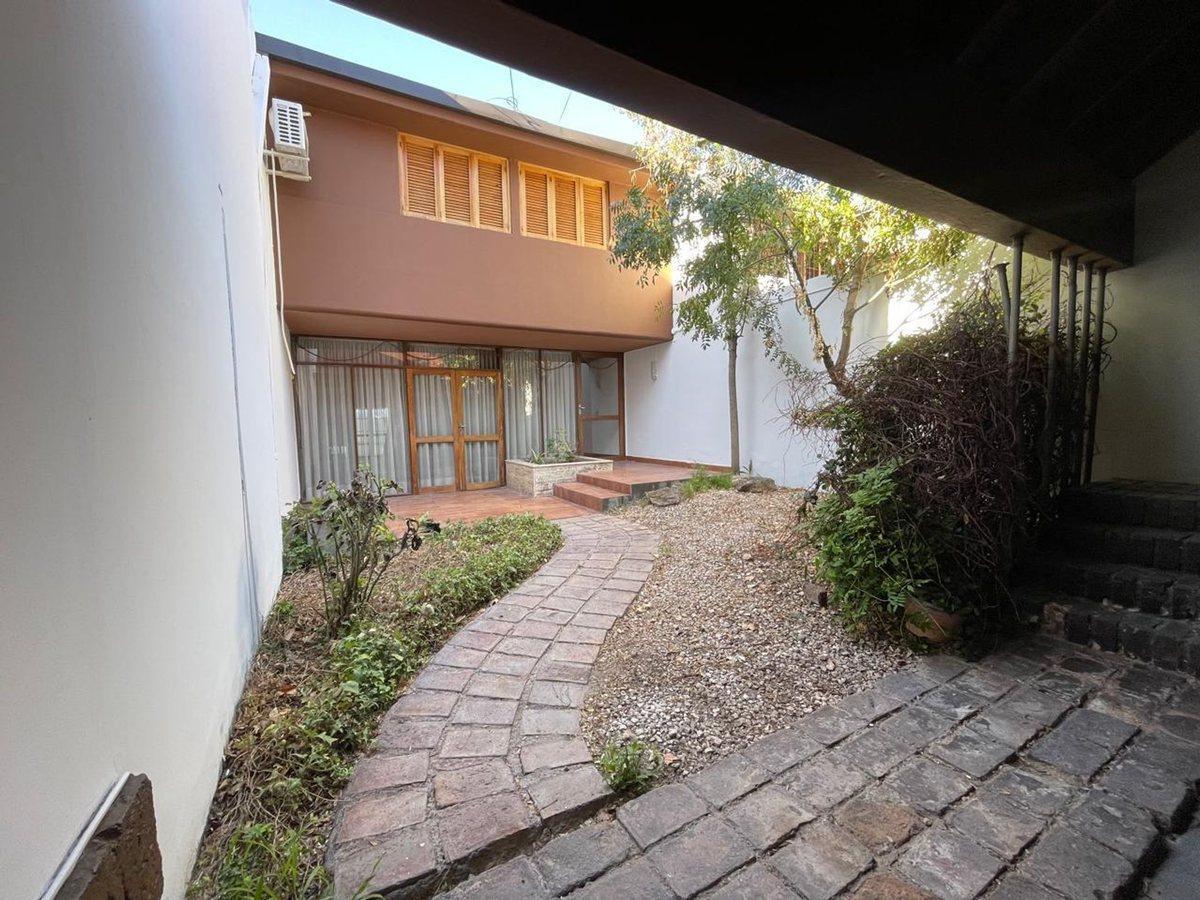 Foto de REMAX VENDE EXCELENTE CASA PEGADO BOMBAL SUR MZA, imagen 5