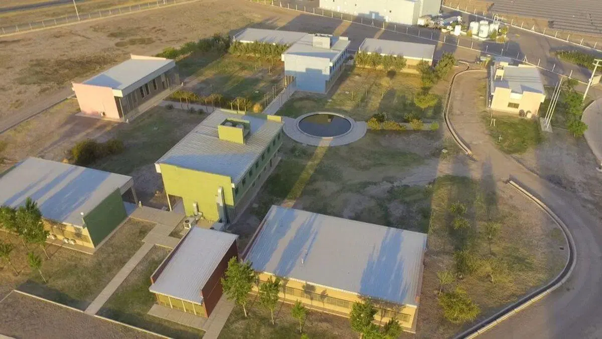 VENTA LOTE INDUSTRIAL APTO SERVICIOS EN PASIP 2