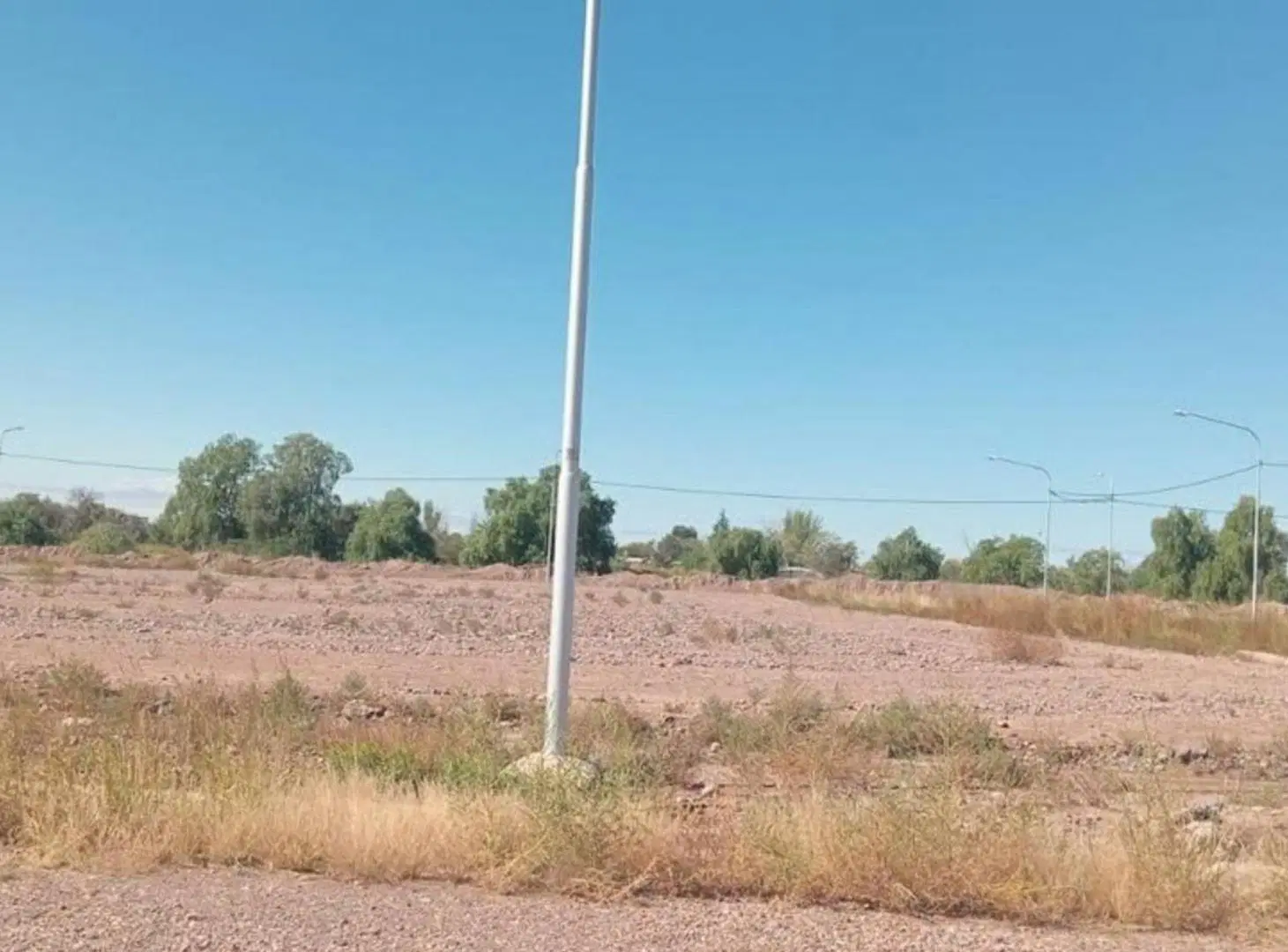 LOTE EN VENTA – BARRIO AGUA Y ENERGÍA | PLAN 28 4