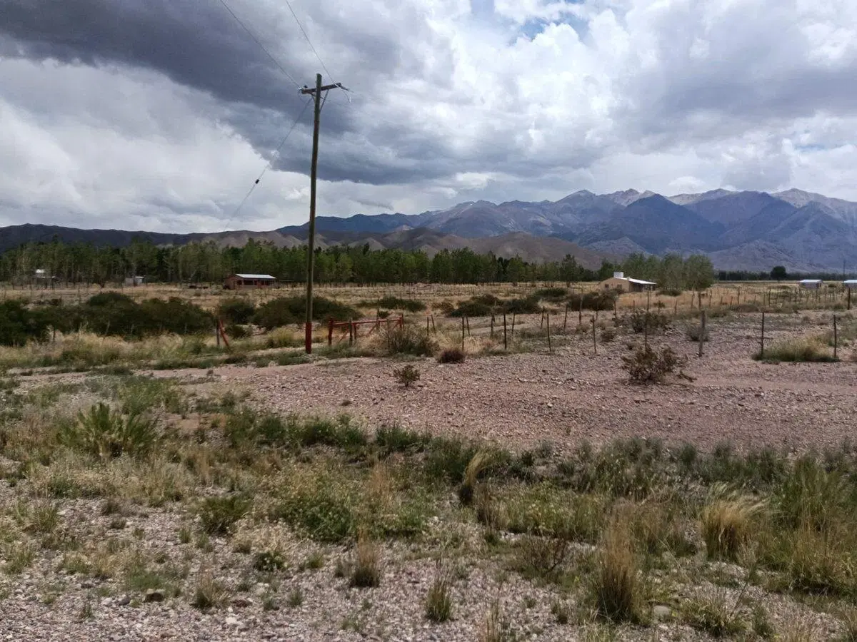 REMAX VENDIMIA VENDE LOTE EN SAN ALBERTO USPALLATA 4