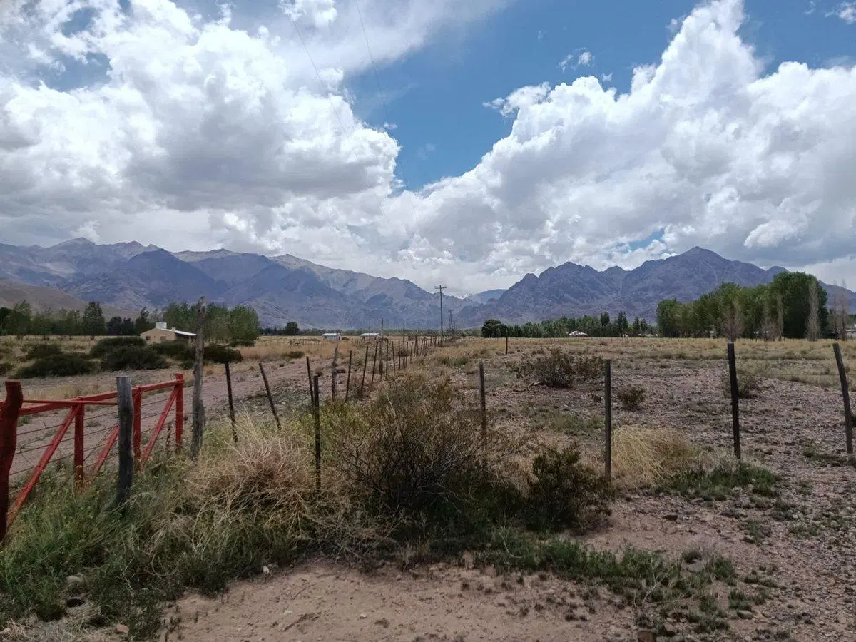 REMAX VENDIMIA VENDE LOTE EN SAN ALBERTO USPALLATA 5