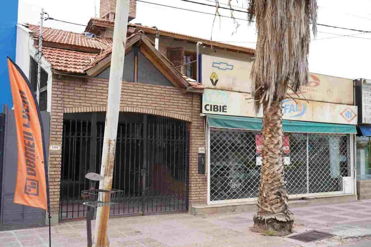 CASA+ LOCAL COMERCIAL SOBRE CALLE J.A. MAZA, MAIPÚ 5