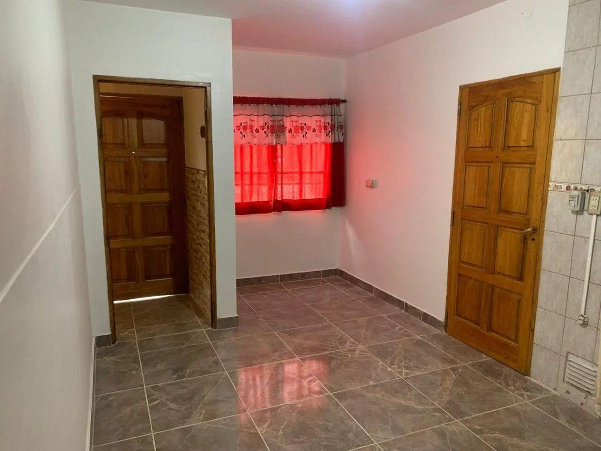 SE VENDE RENOVADA CASA EN B LA FLORESTA  GLLEM MZA 3
