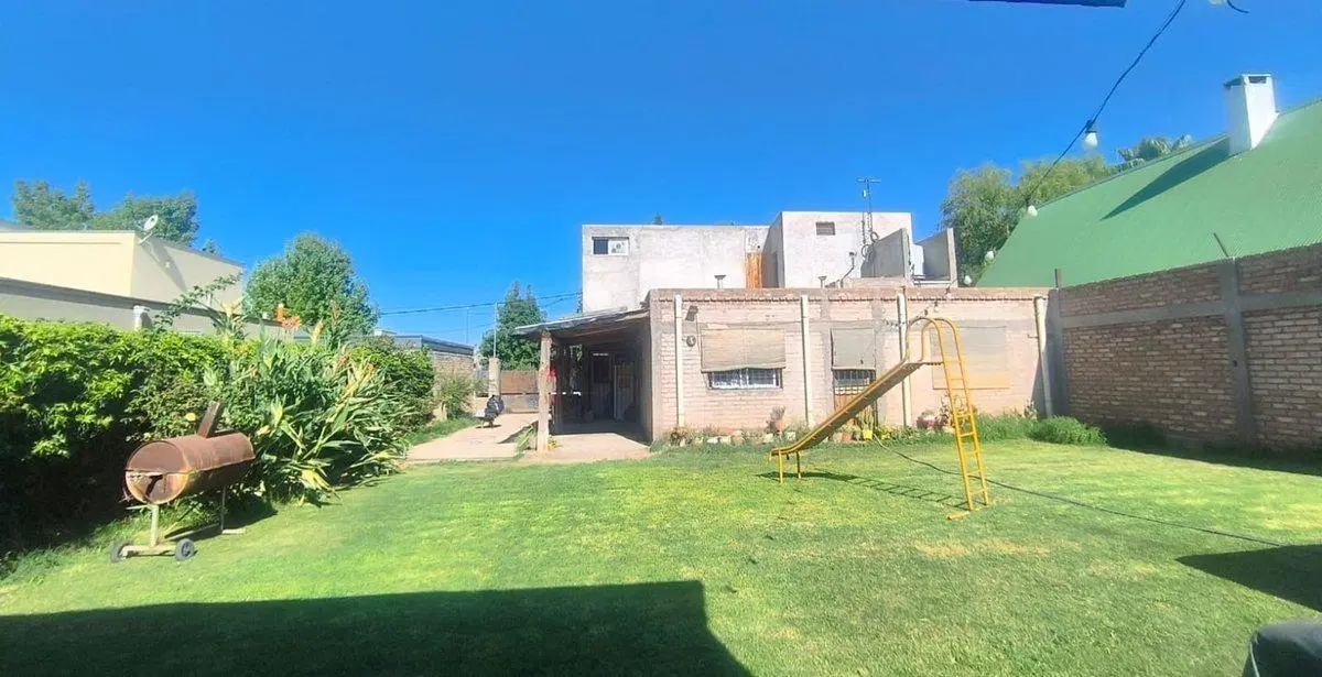 VENTA DE CASA EN CASA PUEBLO, LUJAN DE CUYO 2