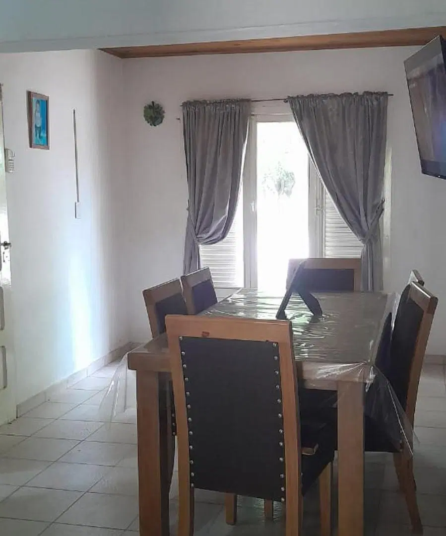 CASA ESQUINA EN VENTA, RIVADAVIA 3