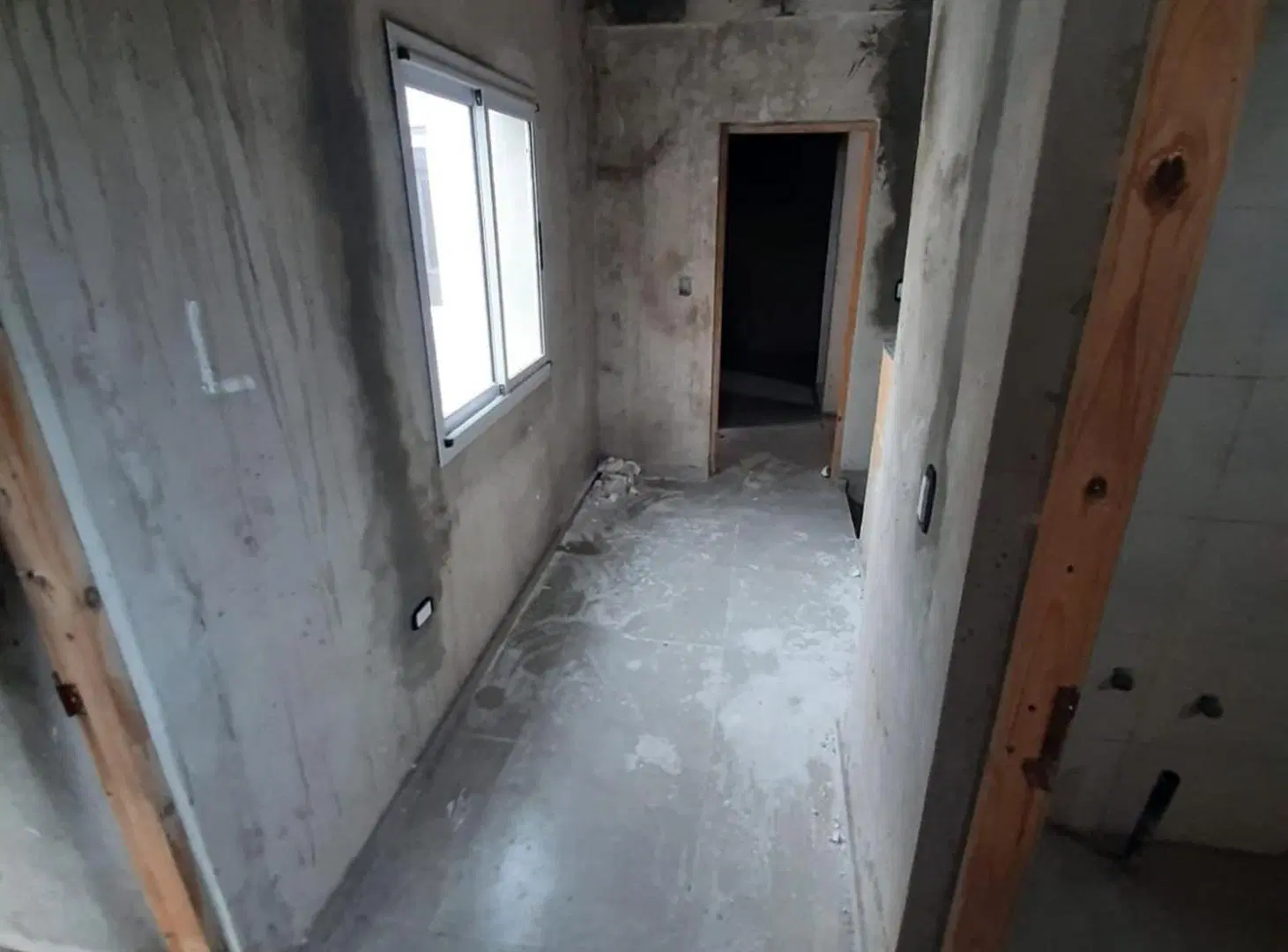 VENDO CASA EN CONSTRUCCION Lomas de Russell 2