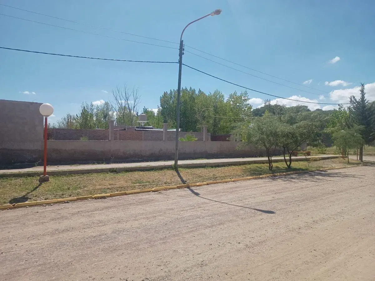 LOTE EN EL CARRIZAL CON CONTRUCCION A REFORMAR 3