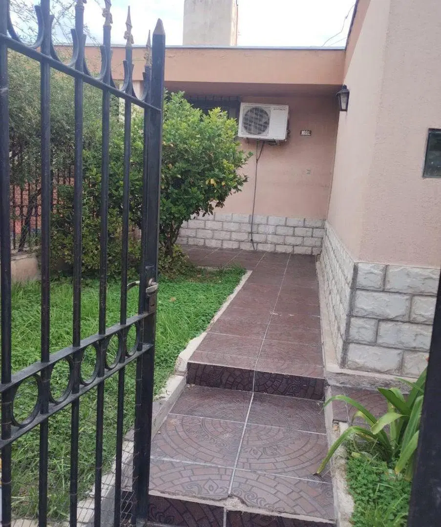 VENTA DE CASA EN BARRIO ANTÁRTIDA, MAIPÚ 4